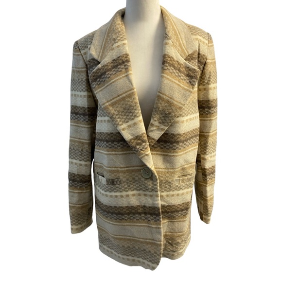 Braetan Jackets & Blazers - Braetan Vintage Wool Blend Neutral
Tone Single Button Blazer Size Small Pit 21